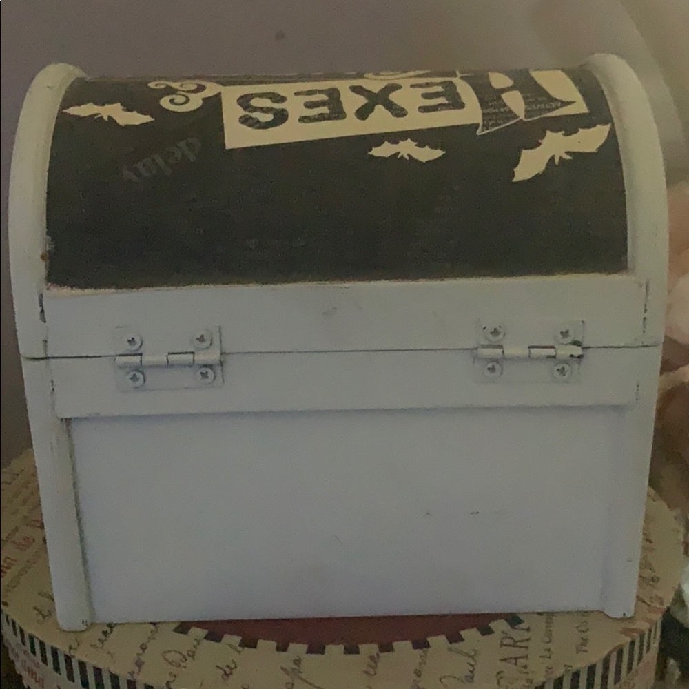 Spell box - Picture 4 of 6